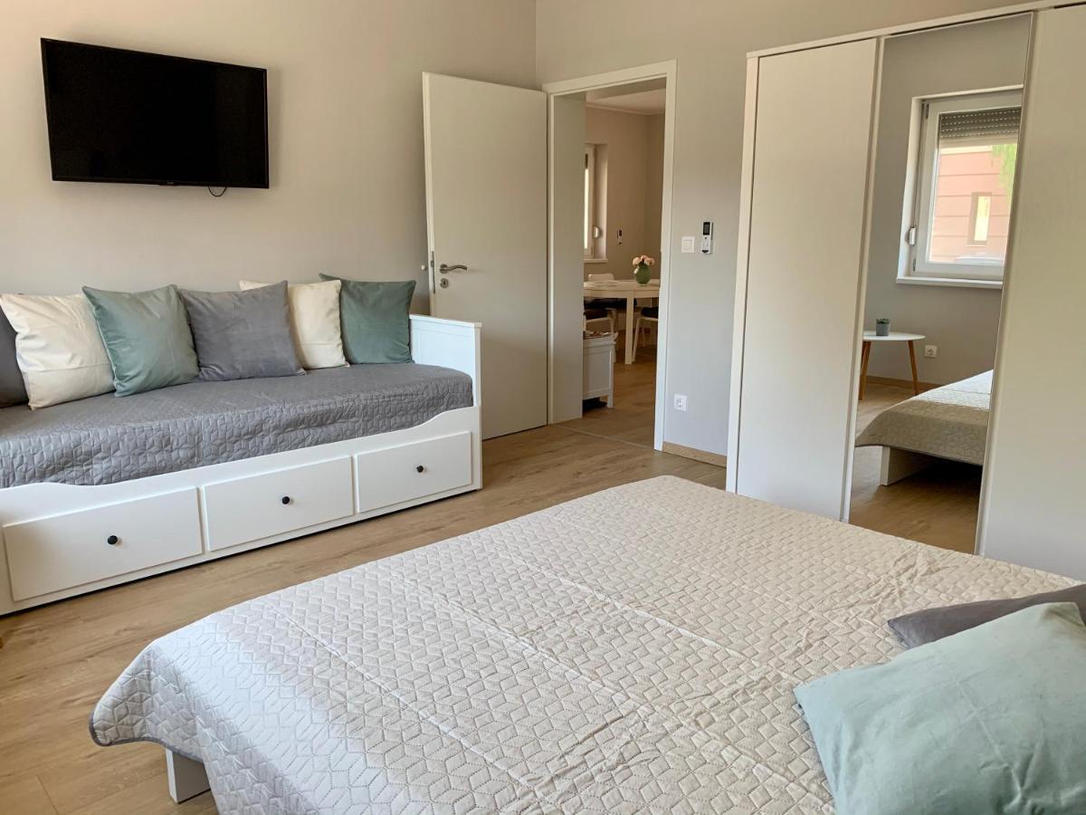 Otthon A Balatonon Vendeghaz Villa Keszthely Ngoại thất bức ảnh
