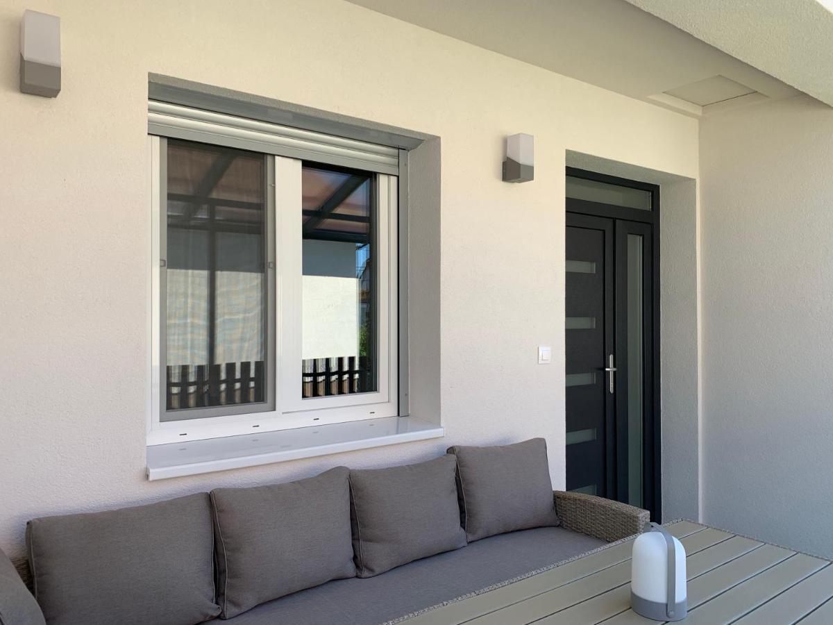 Otthon A Balatonon Vendeghaz Villa Keszthely Ngoại thất bức ảnh