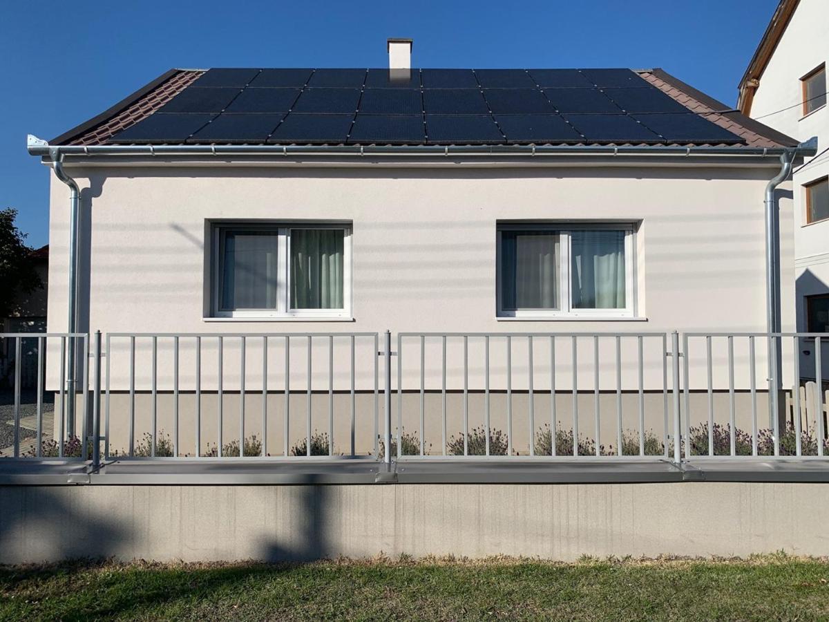 Otthon A Balatonon Vendeghaz Villa Keszthely Ngoại thất bức ảnh